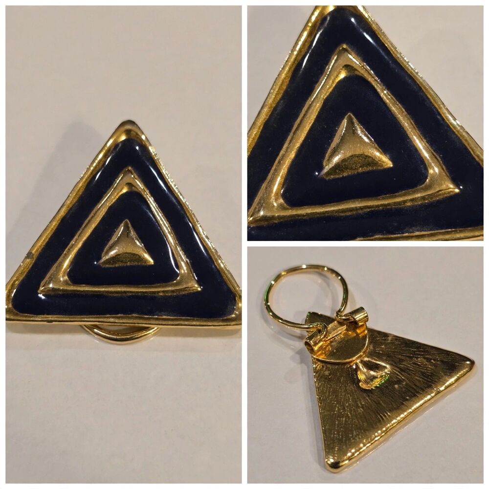 Vintage Gold Tone Black Enamel Triangle Scarf Clip Geometric Modernist 1424